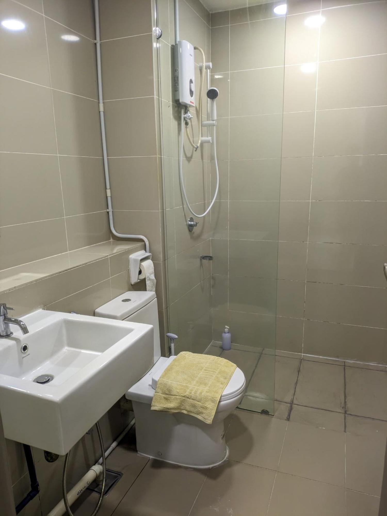 Jc Suites @ Sutera Avenue Кота-Кинабалу Экстерьер фото